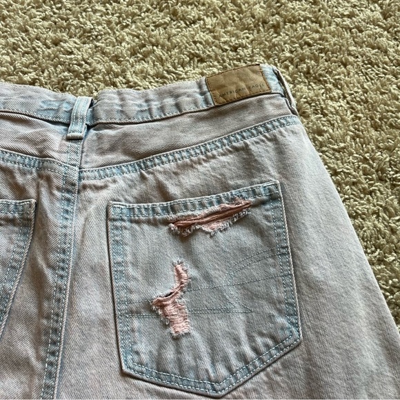 Pink American eagle mom shirt style denim jean shorts - Picture 3 of 8